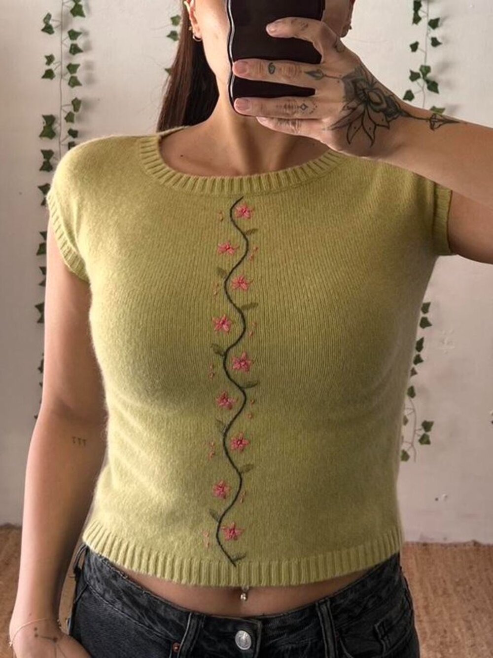 Casual Short-Sleeve Knit Tee in Light Green